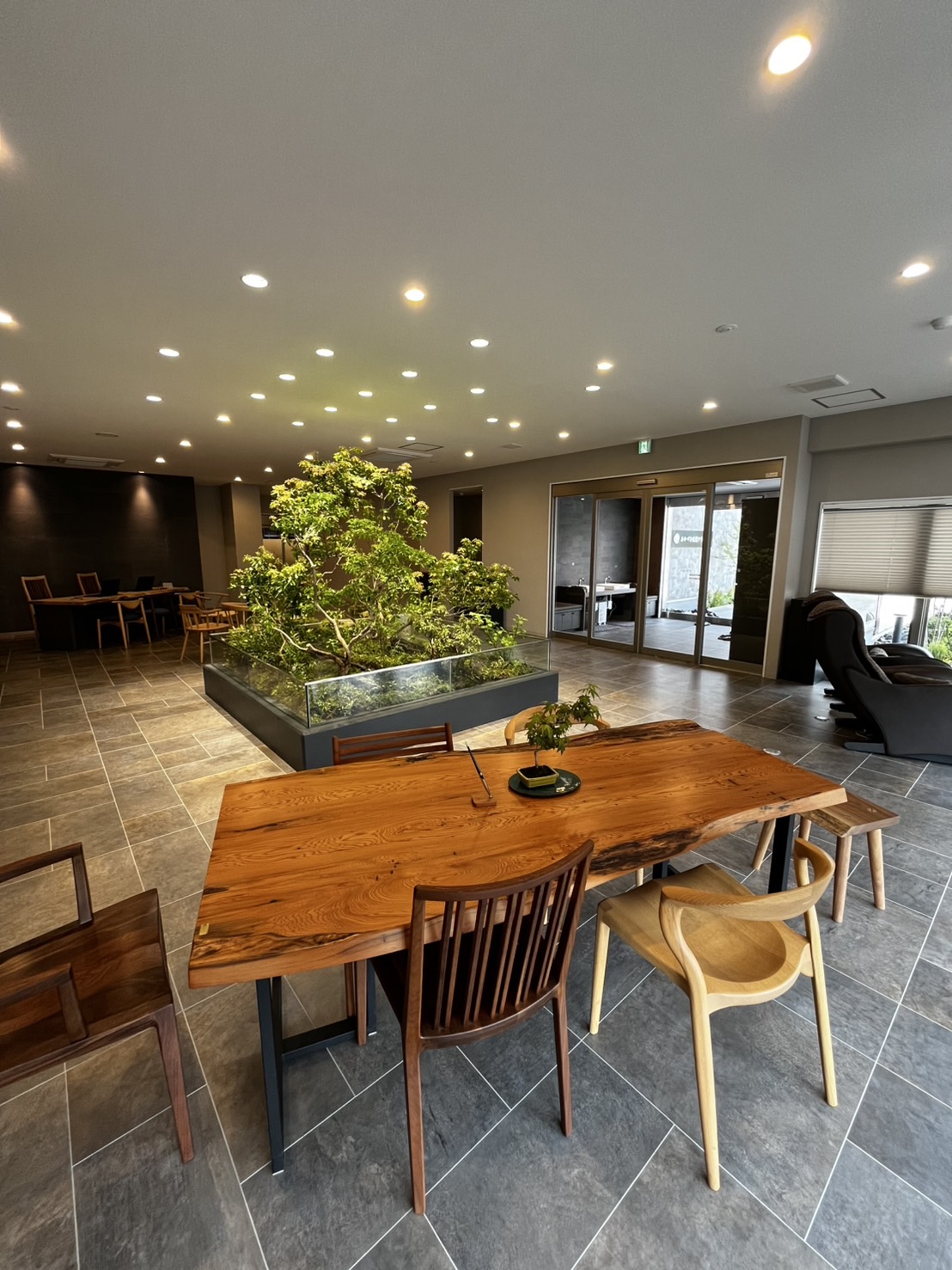 納品事例、屋久杉、一板テーブル、